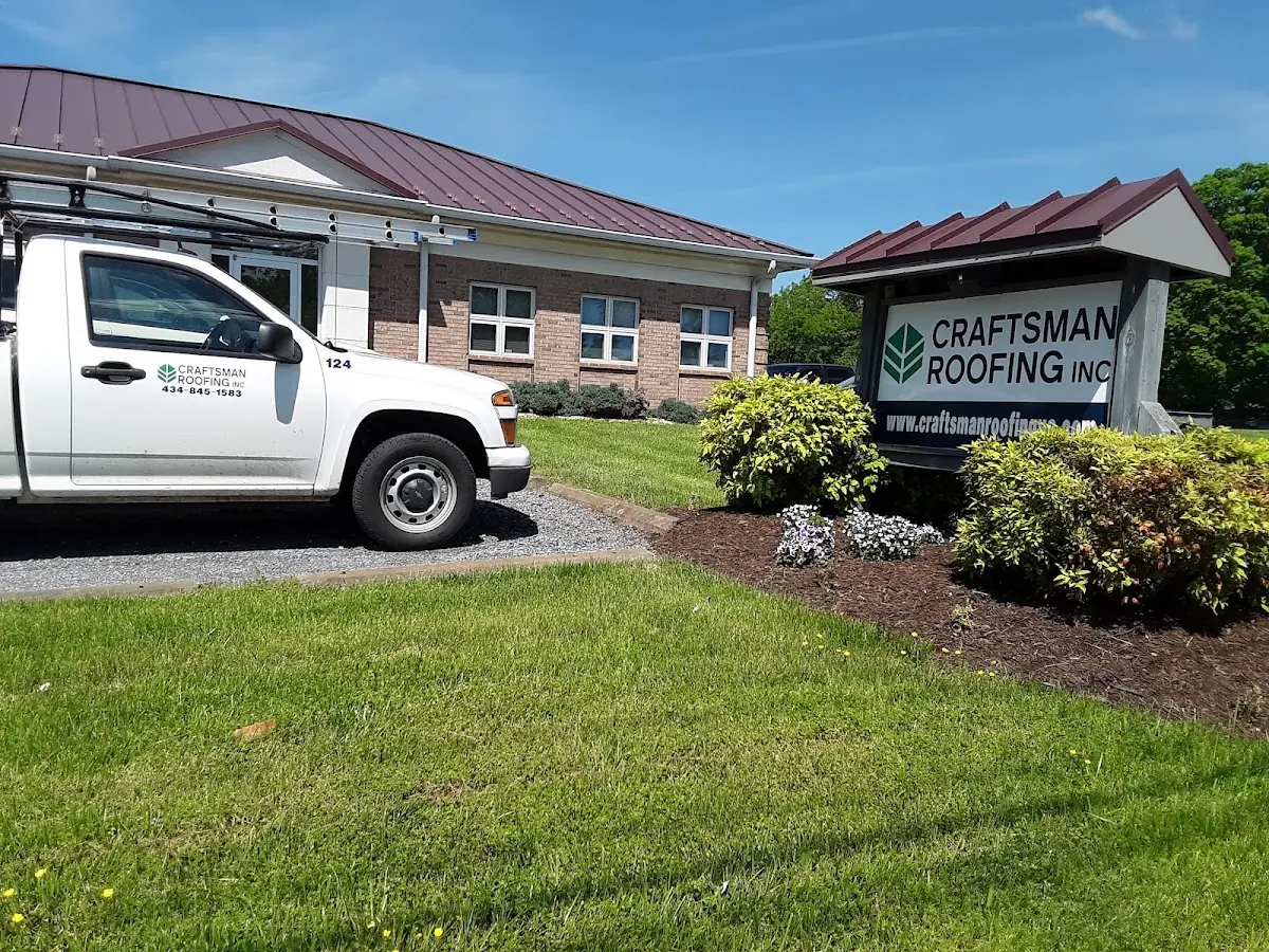 Quality Soffit & Fascia Repair by experienced craftsmen in Hickorytown